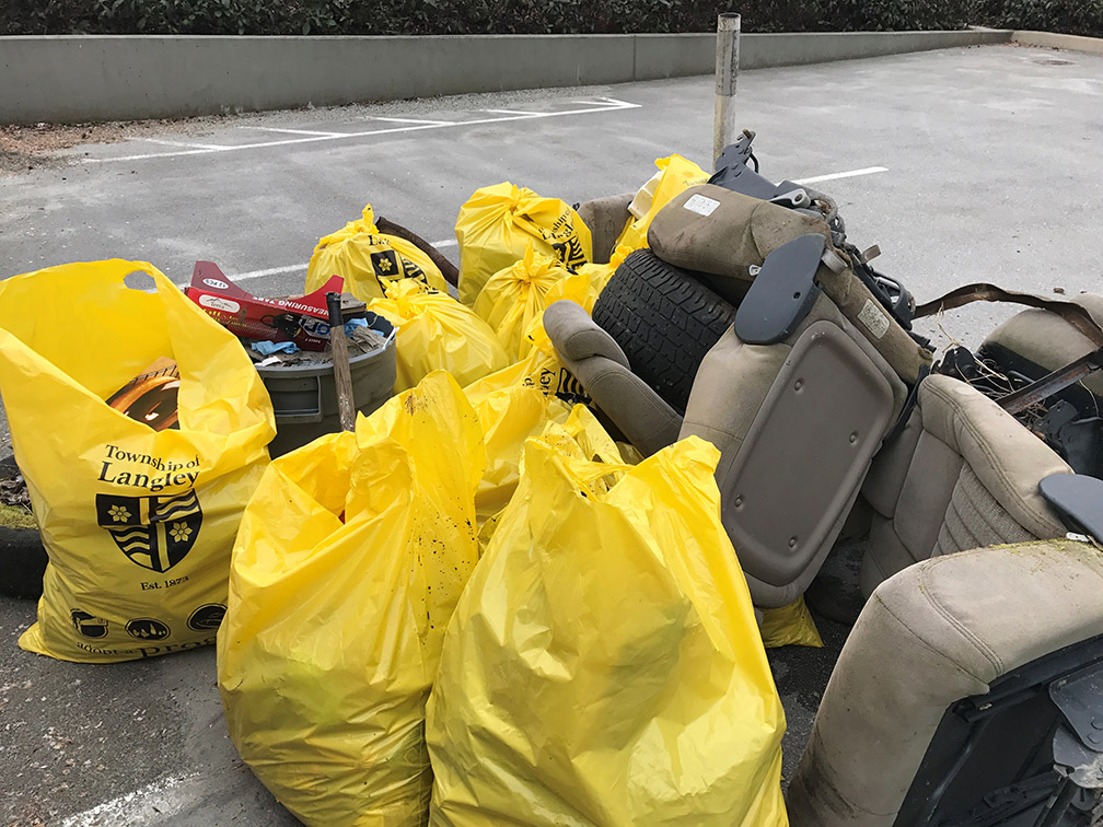 Garbage collected by LK Law volunteers